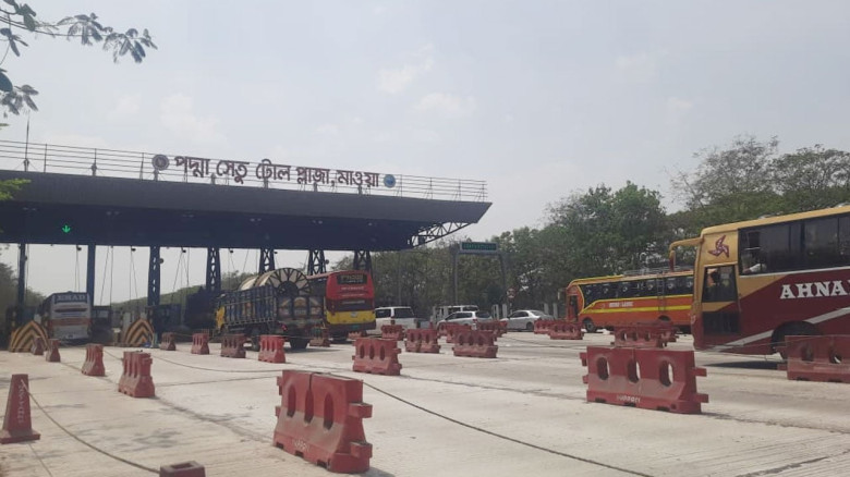 চাপ বাড়লেও স্বাভাবিক চলাচল পদ্মা সেতুতে