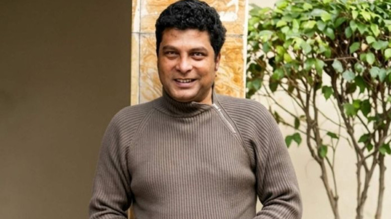 প্রথম জানাজা সম্পন্ন, পরিবারের অপেক্ষায় শামস সুমনের দাফন