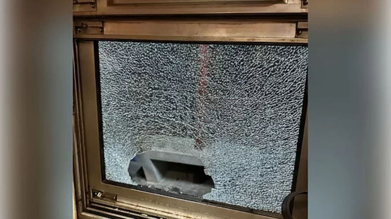 ঈদের পথে ট্রেনে পাথর নিক্ষেপ, আহত ৬ যাত্রী