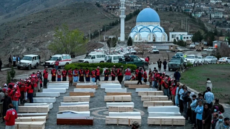 ঈদে আফগানিস্তানে হামলা স্থগিত, পাঁচ দিনের যুদ্ধবিরতি পাকিস্ত