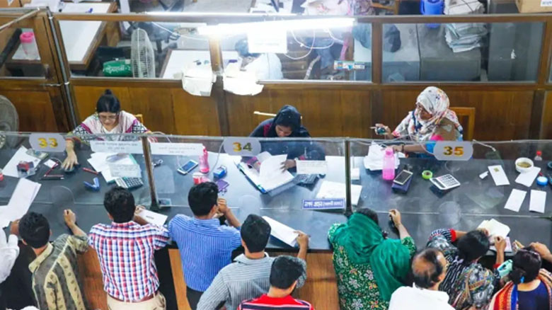 ঈদের ছুটি শেষে স্বাভাবিক সময়সূচিতে ফিরল ব্যাংক লেনদেন