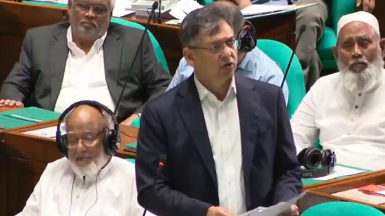 সিইসি’র বিরুদ্ধে শপথ ভঙ্গের অভিযোগ, সংসদে স্বরাষ্ট্রমন্ত্রীর