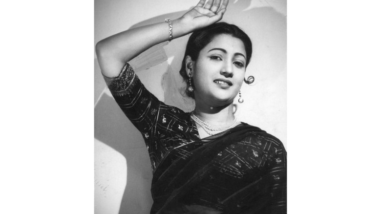 বাংলা চলচ্চিত্রের কিংবদন্তি মহানায়িকা সুচিত্রা সেনের জন্মদিন