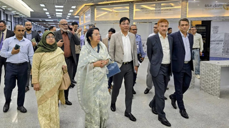 নির্বিঘ্ন হজযাত্রায় সর্বোচ্চ প্রস্তুতি: বিমানমন্ত্রী