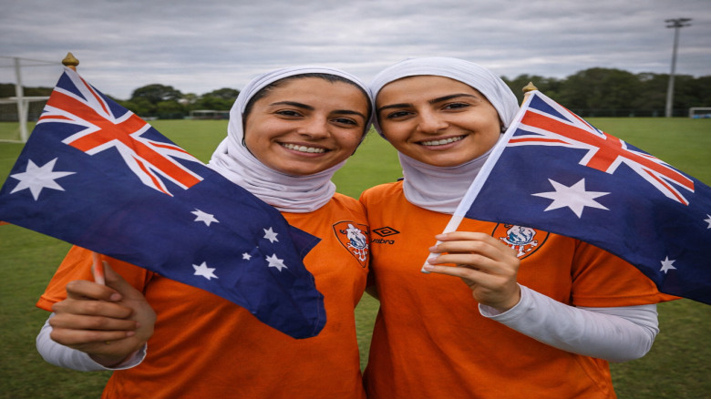 রাজনৈতিক আশ্রয়ে নতুন শুরু, আশাবাদী দুই ইরানি নারী খেলোয়াড়