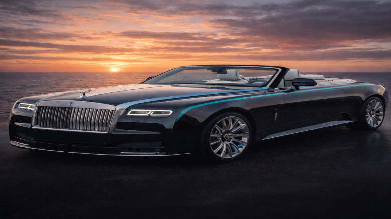 ‘প্রজেক্ট নাইটিঙ্গেল’ উন্মোচন, বিলাসবহুল গাড়ির নতুন মানদণ্ড...