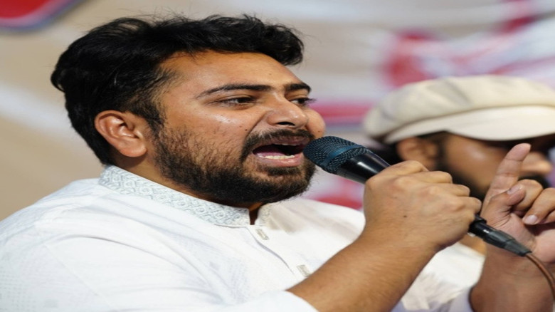 ‘আওয়ামী লীগের জায়গায় শুধু বিএনপি এসেছে’—নাহিদ ইসলাম