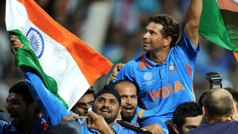 ৫৩ বছরে পা দিলেন ক্রিকেট কিংবদন্তি শচীন টেন্ডুলকার