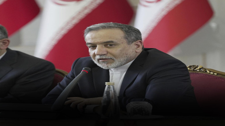 মার্কিন প্রতিনিধিদের সঙ্গে সরাসরি বৈঠকে অনাগ্রহী আব্বাস আরাগ