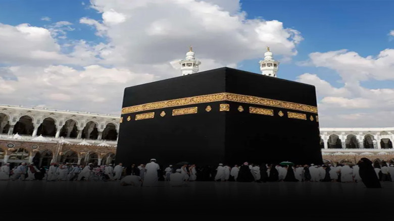 হজ নিয়ম লঙ্ঘনে কঠোর শাস্তি, জরিমানা ৩২ লাখ টাকা পর্যন্ত