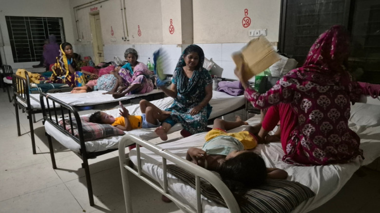 জেনারেটর বিকল, লোডশেডিংয়ে বিপর্যস্ত কটিয়াদী স্বাস্থ্যসেবা