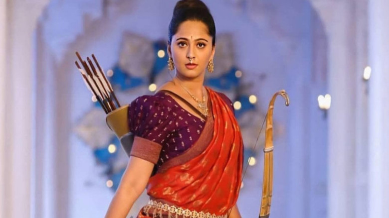 বিয়ে নিয়ে ফের জল্পনা, জীবনের নতুন পথে কি হাঁটছেন আনুশকা?...