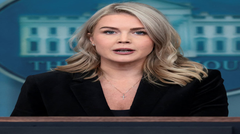 ডিনারের আগে ‘গুলির কথা’ বলেছিলেন ট্রাম্পের প্রেস সচিব, পরে ঘ