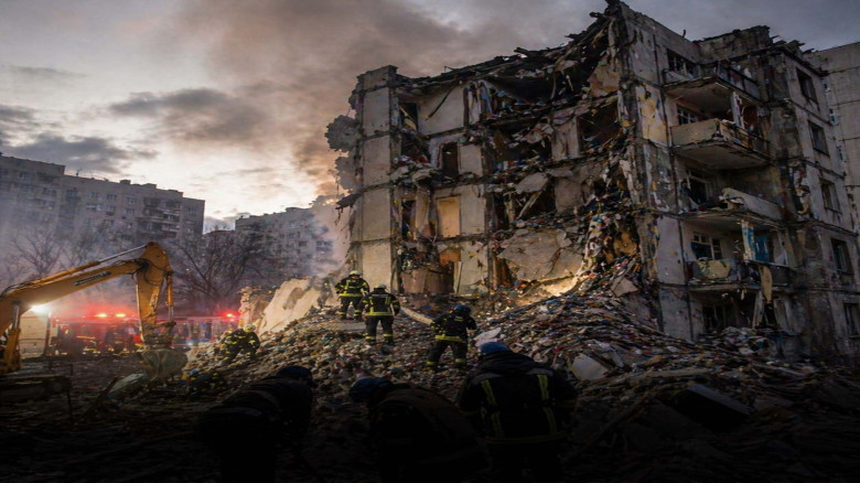 ইউক্রেনে রাশিয়ার ক্ষেপণাস্ত্র আঘাত, হতাহতের সংখ্যা বাড়ছে