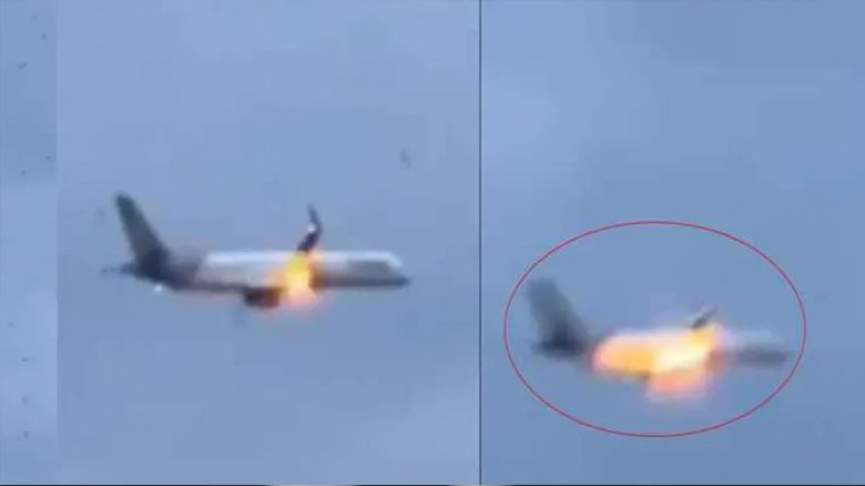 উড্ডয়নের সময় বিমানের ইঞ্জিনে আগুন