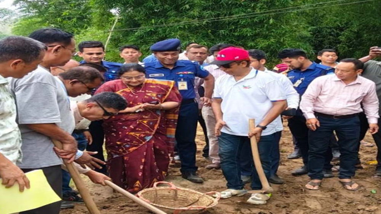 খাল ভরাট হয়ে পরিবেশের ক্ষতি হয়েছে: পার্বত্যমন্ত্রী দীপেন দেও