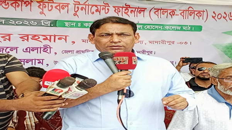 রাস্তায় অশালীন বক্তব্য দিচ্ছে একটি দল: এমপি আনিসুর