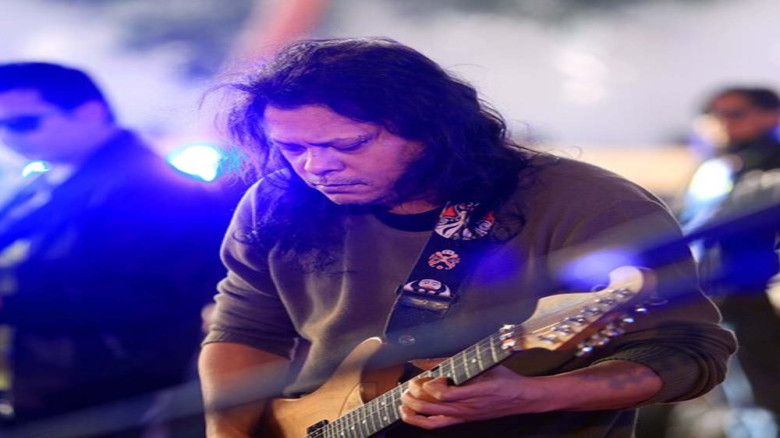 লিসবনে প্রথমবার পারফর্ম করবেন নগর বাউল জেমস