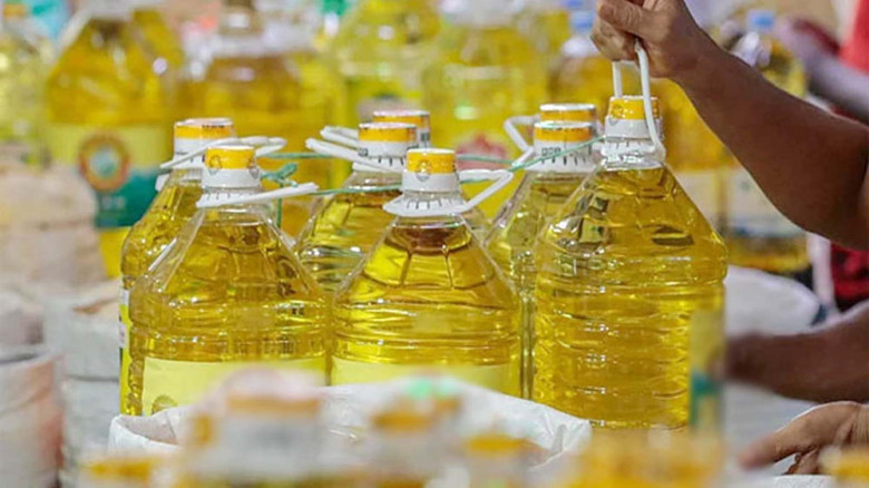 বাজারে সয়াবিন তেলের দাম আবার বাড়ল