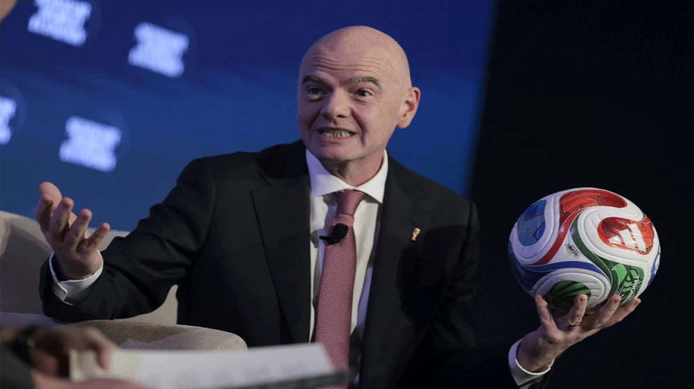 ফিফা সভাপতির নিরাপত্তা অনুরোধে ‘না’ বলল কানাডা