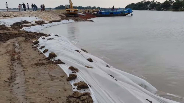 হরিমন বাঁধ হুমকিতে: বিশ্বম্ভরপুরে ২৭ কোটি টাকার প্রকল্প ঘিরে