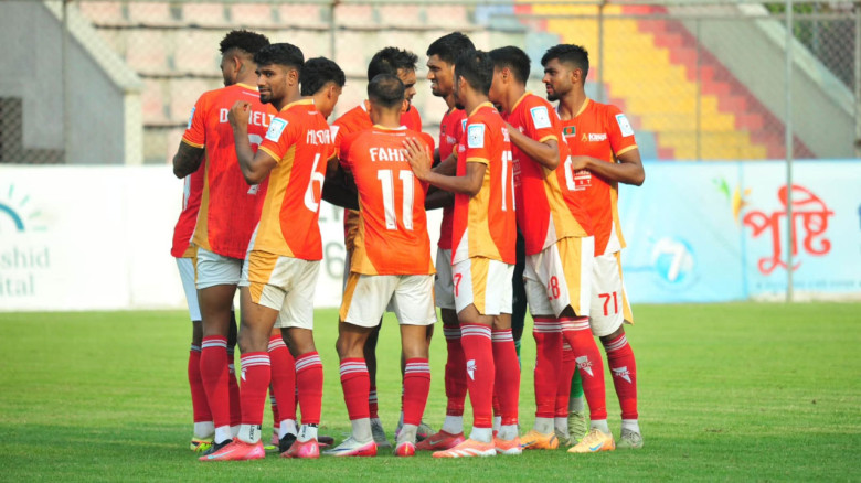 ঘুরে দাঁড়িয়ে মোহামেডানকে হারাল কিংস