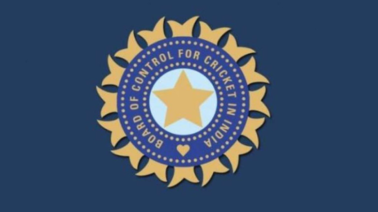 টি–টোয়েন্টি দলে সুযোগ না পেয়ে ভারতীয় নারী ক্রিকেটারের রহস্যজ