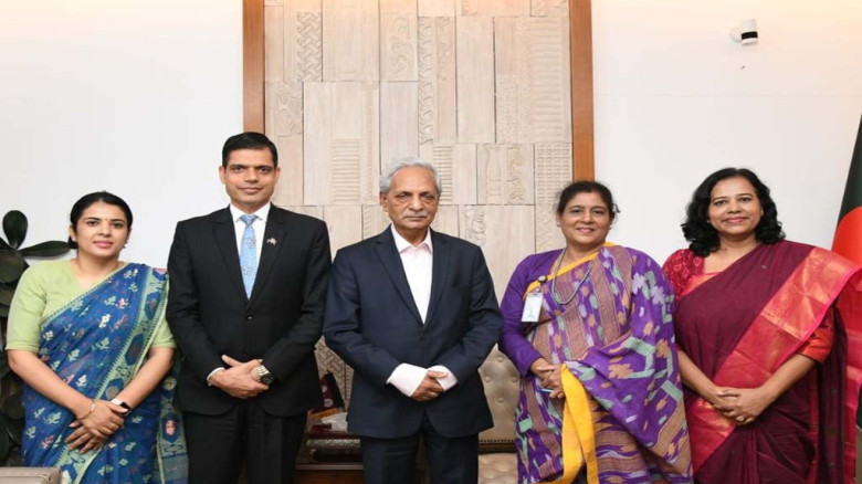 সংস্কৃতিমন্ত্রীর সঙ্গে নেপাল রাষ্ট্রদূতের সৌজন্য সাক্ষাৎ
