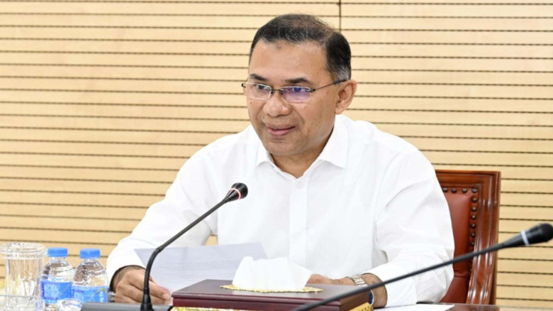 কল-কারখানায় বিনিয়োগ বাড়াতে প্রধানমন্ত্রীর উদ্যোগ