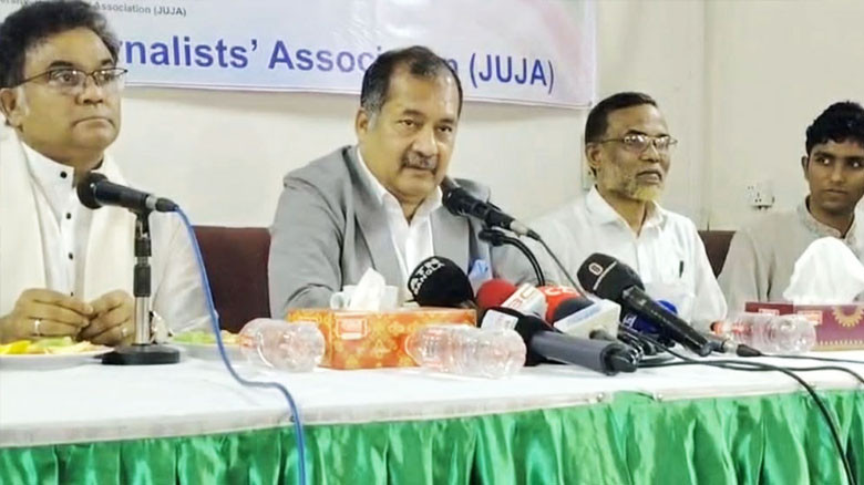 উন্নত রাষ্ট্র গঠনে দায়িত্বশীল সাংবাদিকতা অপরিহার্য : তথ্যমন্