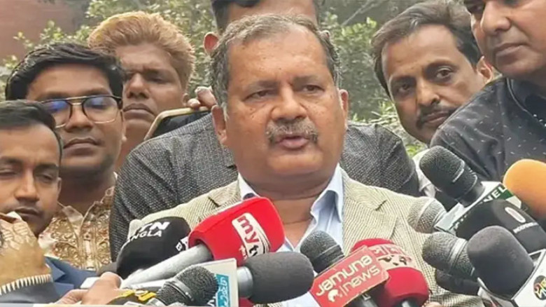 তথ্যপ্রবাহ নিয়ন্ত্রণের বাইরে, বললেন তথ্যমন্ত্রী