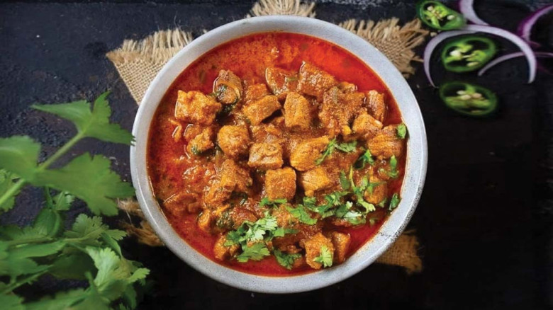 কোরবানির ঈদে গরুর মাংস খাওয়ার সঠিক নিয়ম ও স্বাস্থ্যঝুঁকি