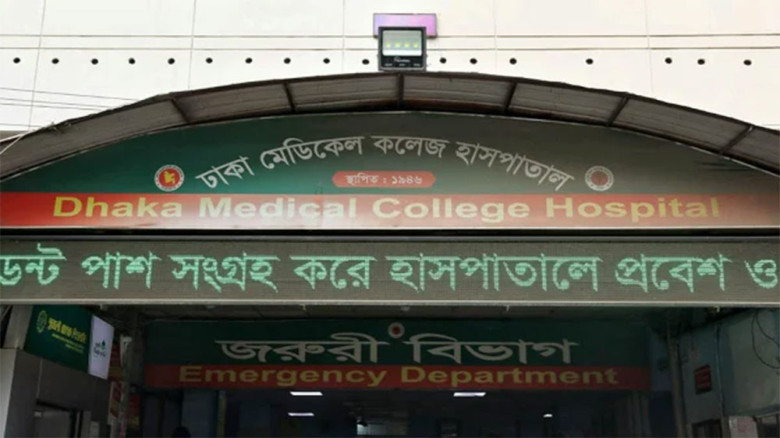 রাজধানীতে বাসের ধাক্কায় রিকশাচালক নিহত