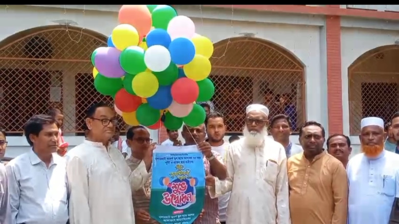 ফুলবাড়ীতে বালারহাট আদর্শ স্কুল অ্যান্ড কলেজের ৩৫ বছর পূর্তি 