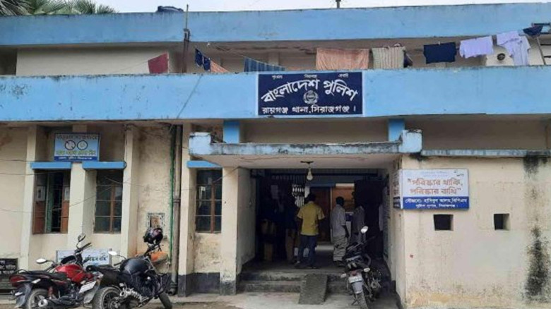 সিরাজগঞ্জের রায়গঞ্জে ওয়ারেন্টভুক্ত আসামিসহ ৬ জন আটক