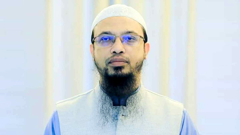 ‘সন্তানকে শিক্ষিত বানানোর আগে মানুষ বানাই’—আহমাদুল্লাহ