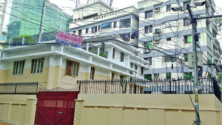 রাজধানীতে ১২৩ পরিত্যক্ত সরকারি বাড়ি প্রভাবশালীদের দখলে