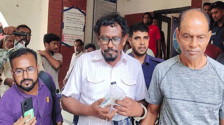 আওয়ামী লীগ নেতা বলে সাংবাদিককে জেলে পাঠাল পুলিশ...