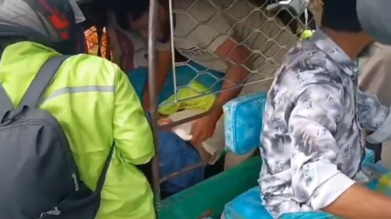 ‘সড়ক দুর্ঘটনায়’ কলেজছাত্রীর মৃত্যু, পরিবারের দাবি খুন