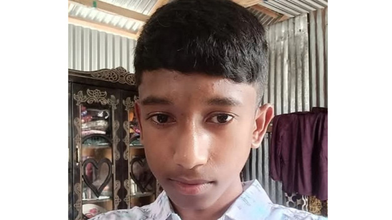 ভূরুঙ্গামারীতে আম পাড়তে গিয়ে বিদ্যুৎস্পৃষ্ট, প্রাণ গেল মাদরা