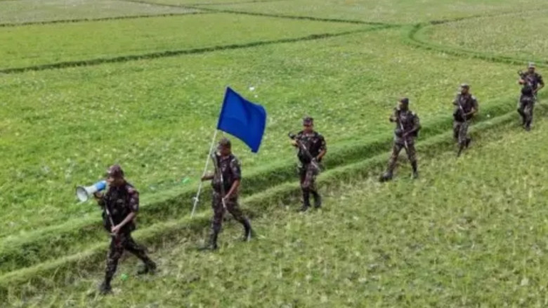 সীমান্তের লাইট বন্ধই পুশ ইনের বড় সিগন্যাল