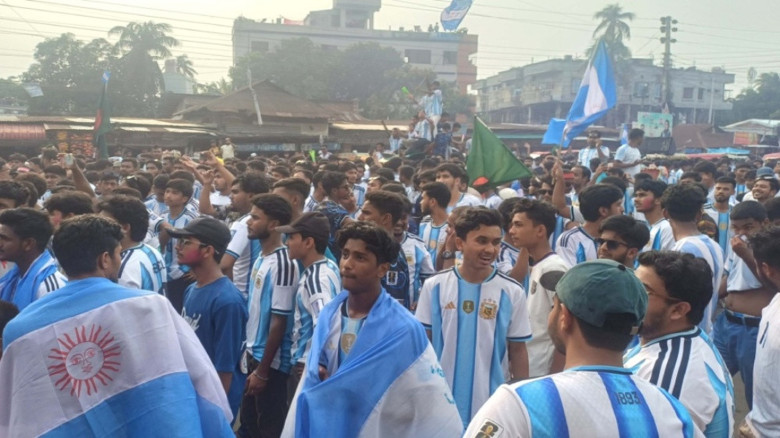 শেরপুরে আর্জেন্টিনা সমর্থকদের মিলনমেলা, বিশ্বকাপ ঘিরে আনন্দ 
