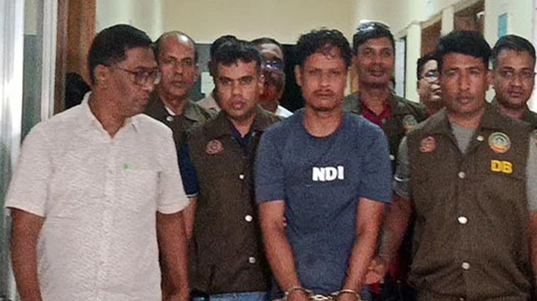 দোকান কর্মচারীকে হাতুড়ি দিয়ে পিটিয়ে হত্যা, মালিকপুত্র আটক