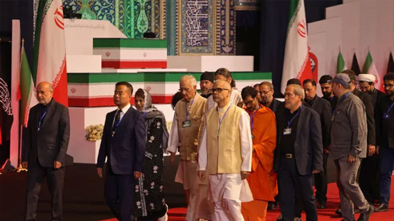 খামেনির শেষবিদায়ে যোগ দিচ্ছেন বিভিন্ন দেশের শীর্ষ নেতারা