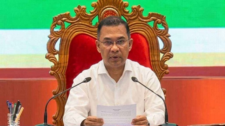 সরকারি অনুষ্ঠানের ব্যানার-ফেস্টুনে প্রধানমন্ত্রীর ছবি ব্যবহা