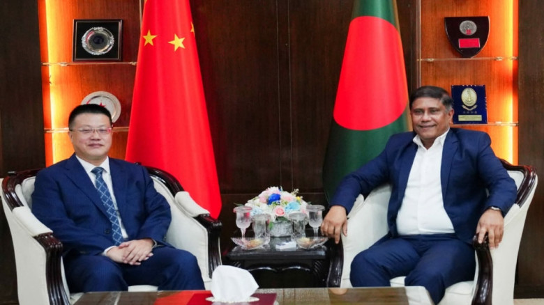 প্রধানমন্ত্রীর প্রতিরক্ষা উপদেষ্টার সঙ্গে চীনের রাষ্ট্রদূতের