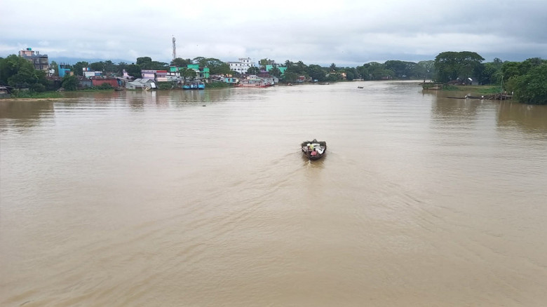 নেত্রকোনায় নদীর পানি বিপৎসীমার ২ সেন্টিমিটার ওপরে