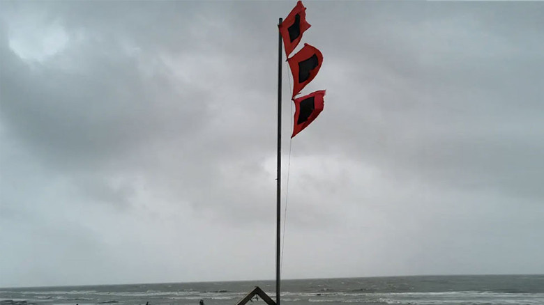 দেশের ১৯ অঞ্চলের নদীবন্দরে এক নম্বর সতর্কসংকেত জারি