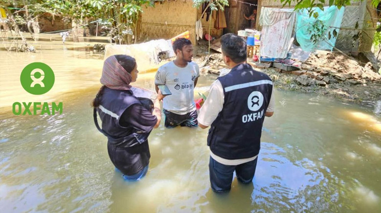 ১০ জেলার বন্যাকবলিত মানুষের পাশে অক্সফাম, আরও ৩০ লাখ ইউরো তহ