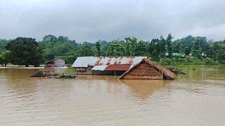 বিভিন্ন জেলায় বন্যার শঙ্কা, সতর্কতা জারি এফএফডব্লিউসির